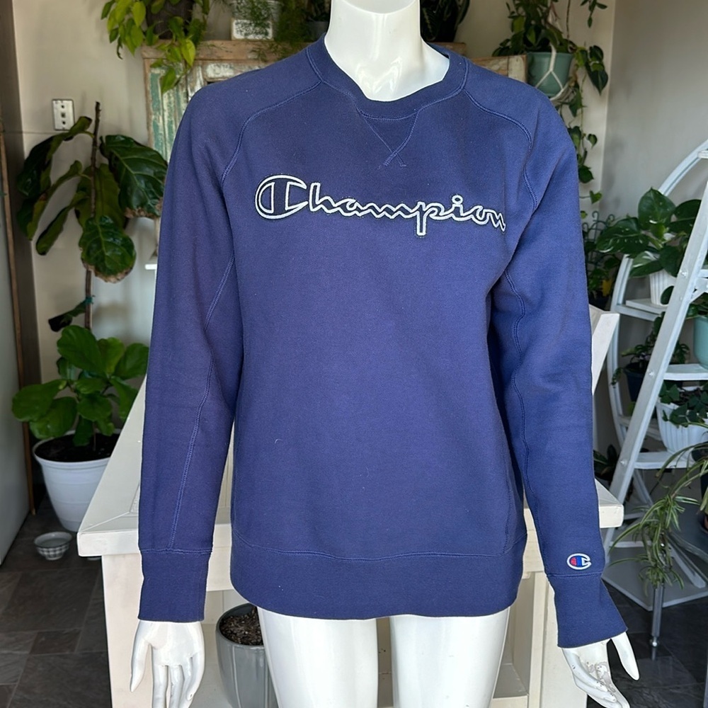 Ladies champion, authentic athletic apparel M, made in Cambodia navy blue
